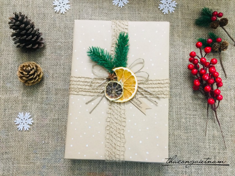 Hộp Quà To Gói Sẵn Phong Cách Giáng Sinh( 23*32*5cm) Mẫu 19